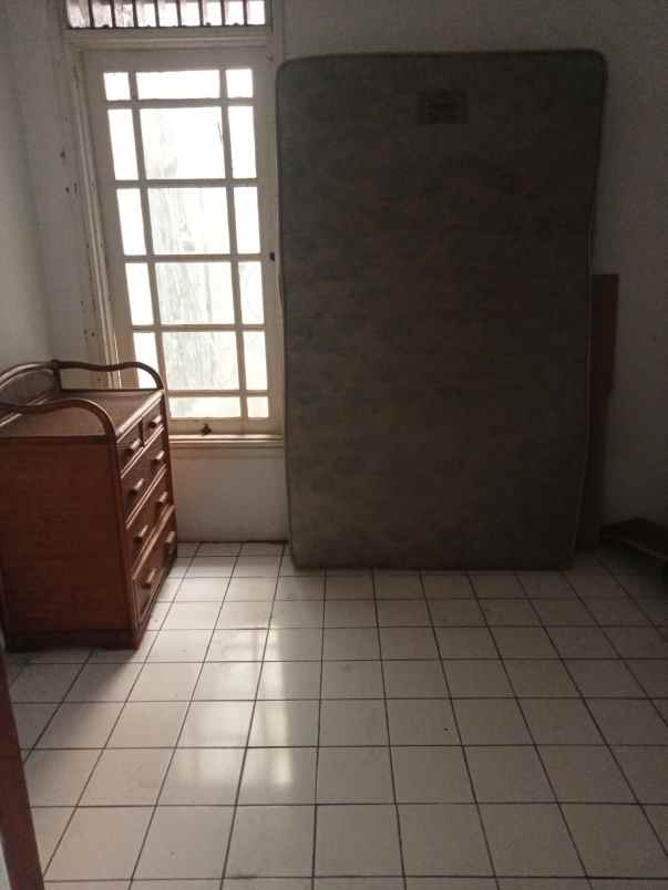 dijual rumah taman villa baru pekayon