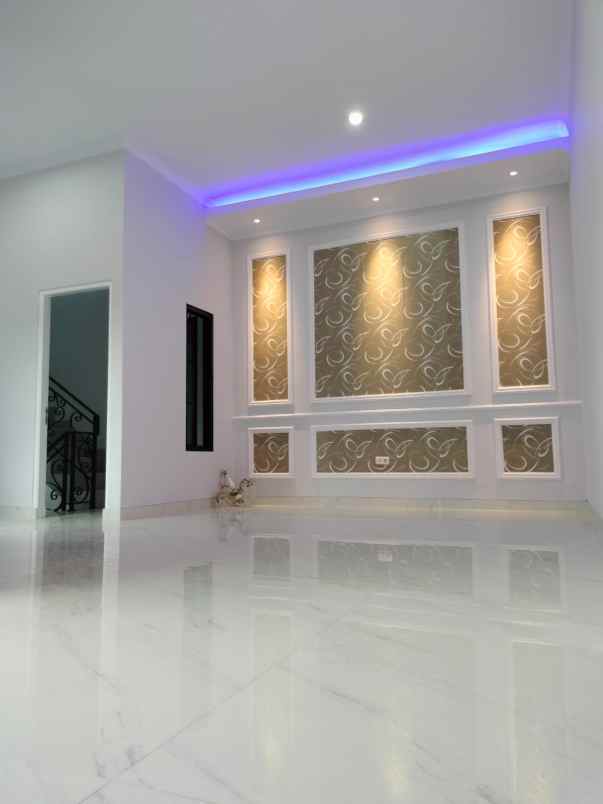 dijual rumah tamanhas durian