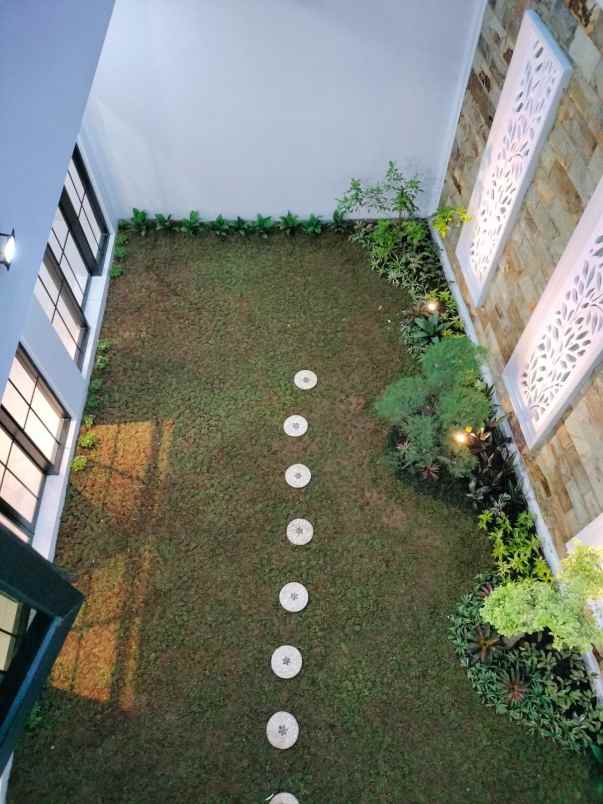 dijual rumah tamanhas durian