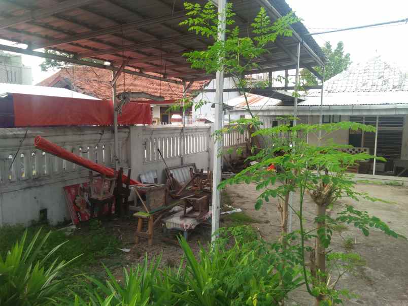 dijual rumah tepi jalan besar pasuruan kota