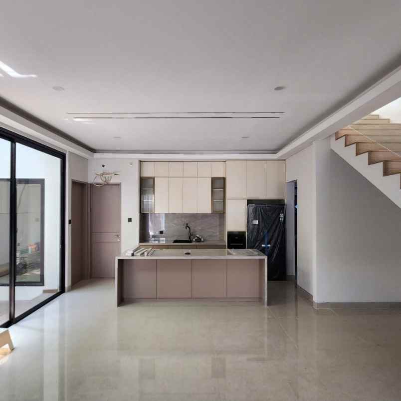 dijual rumah tki 3