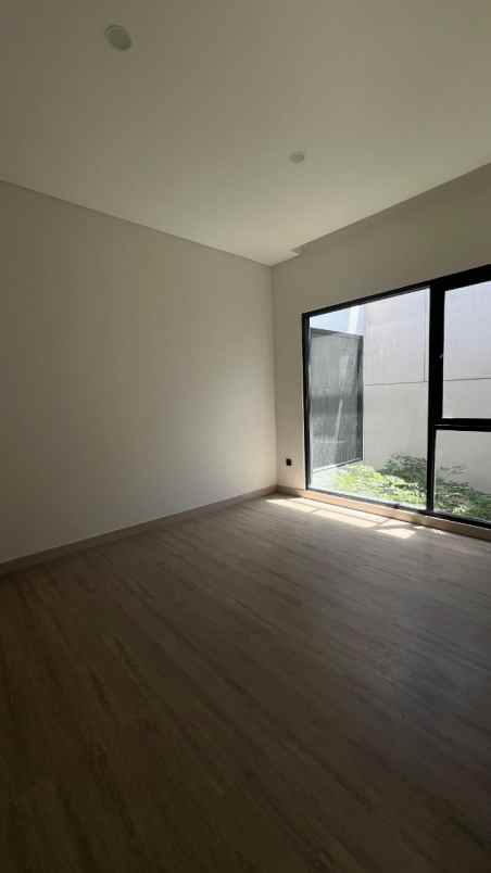 dijual rumah tki 3