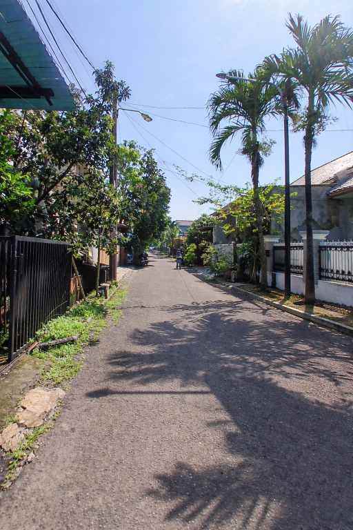dijual rumah tole iskandar depok