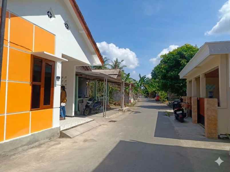 dijual rumah trirenggo