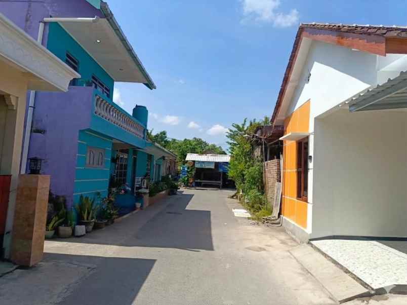 dijual rumah trirenggo