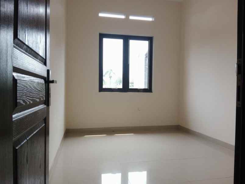 dijual rumah turangga buah batu bandung