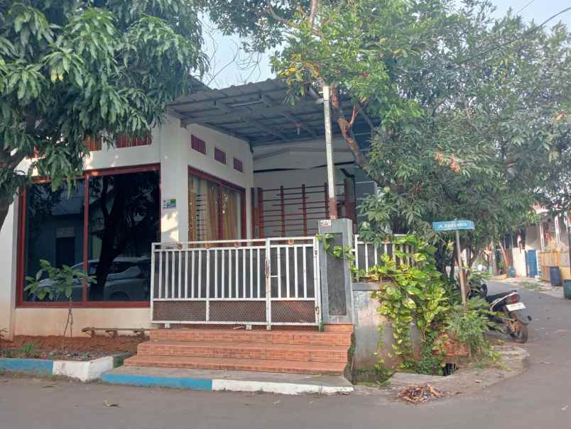 dijual rumah villa mutiara serpong tangerang