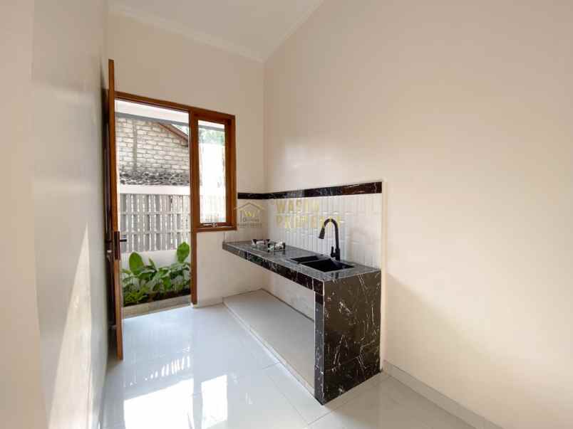 dijual rumah widodomartani