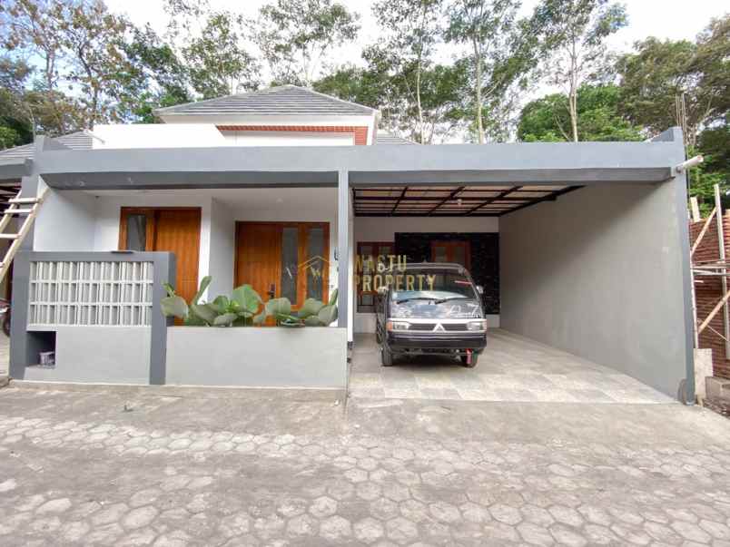 dijual rumah widodomartani