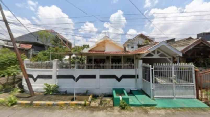 dijual rumah wisma permai