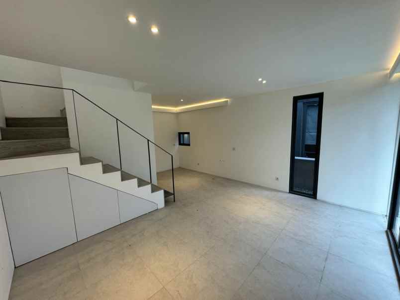 dijual rumah yve habitat limo