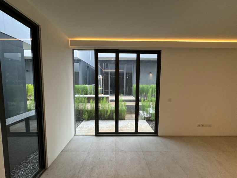 dijual rumah yve habitat limo