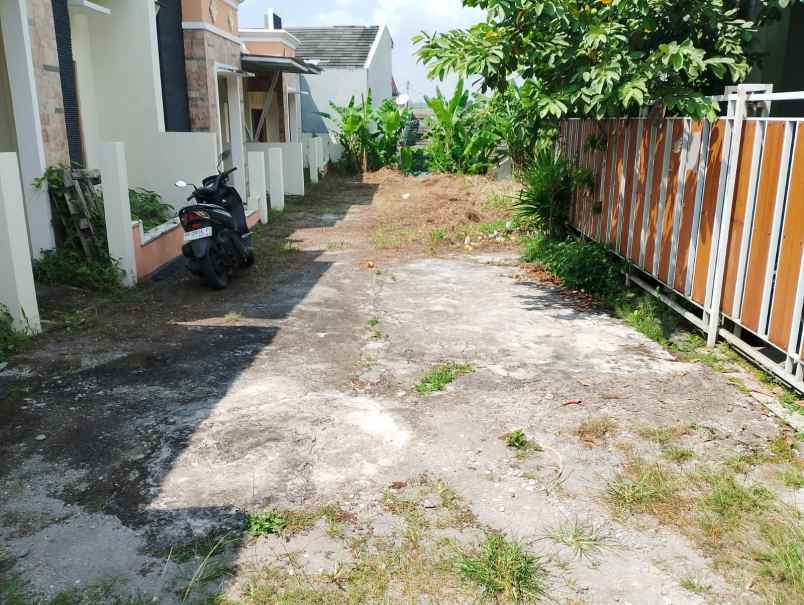 dijual tanah bangunjiwo
