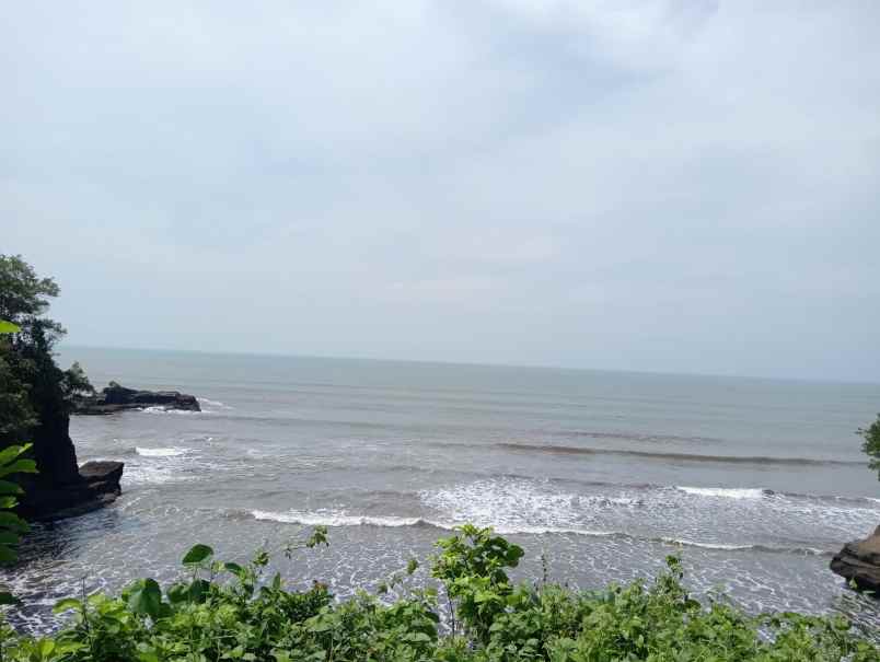 dijual tanah dengan kontur tinggi view laut lepas