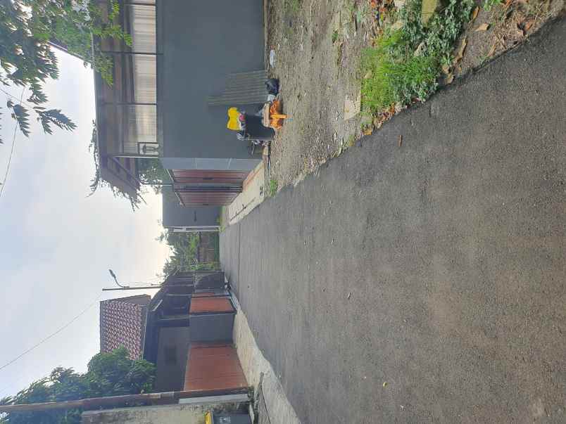 dijual tanah jalan palem puri
