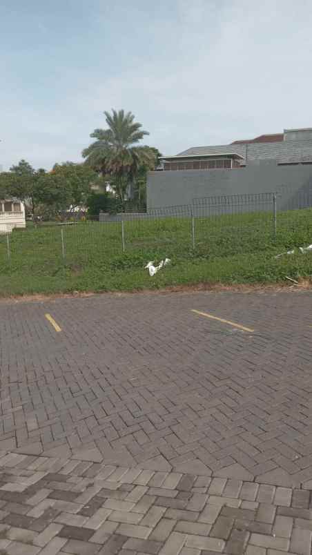 dijual tanah jalan selat golf citraland
