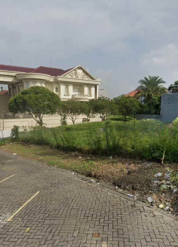 dijual tanah jalan selat golf citraland