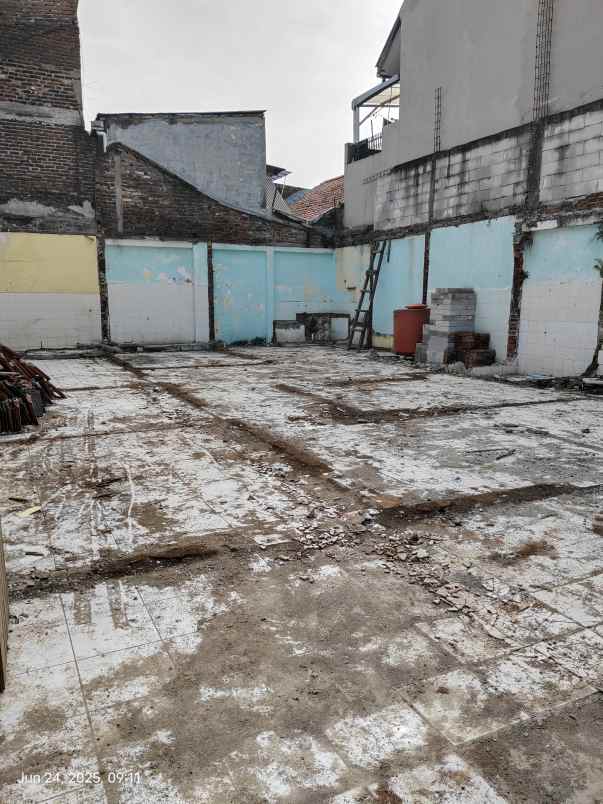 dijual tanah jl karees sapuran no 14