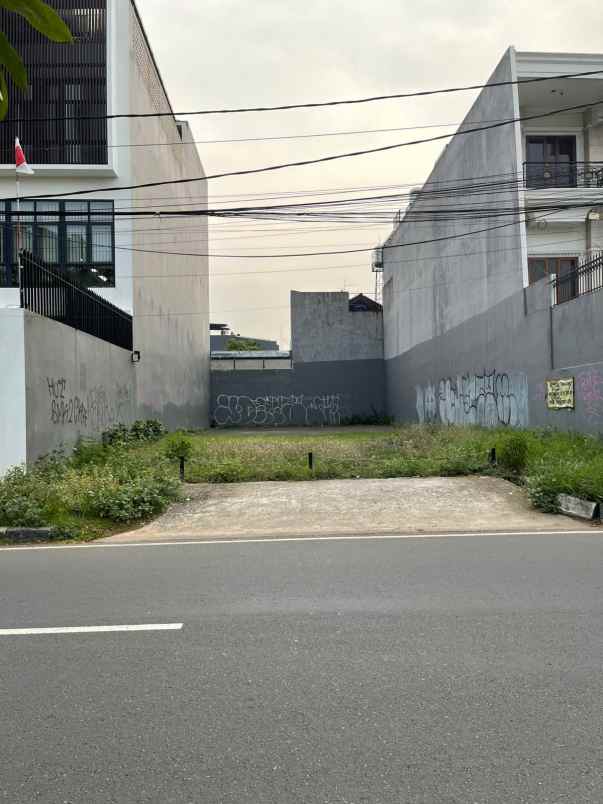 dijual tanah perumahan taman aries