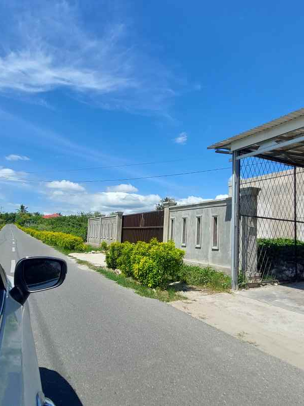 dijual tanah pinggir jalan poros