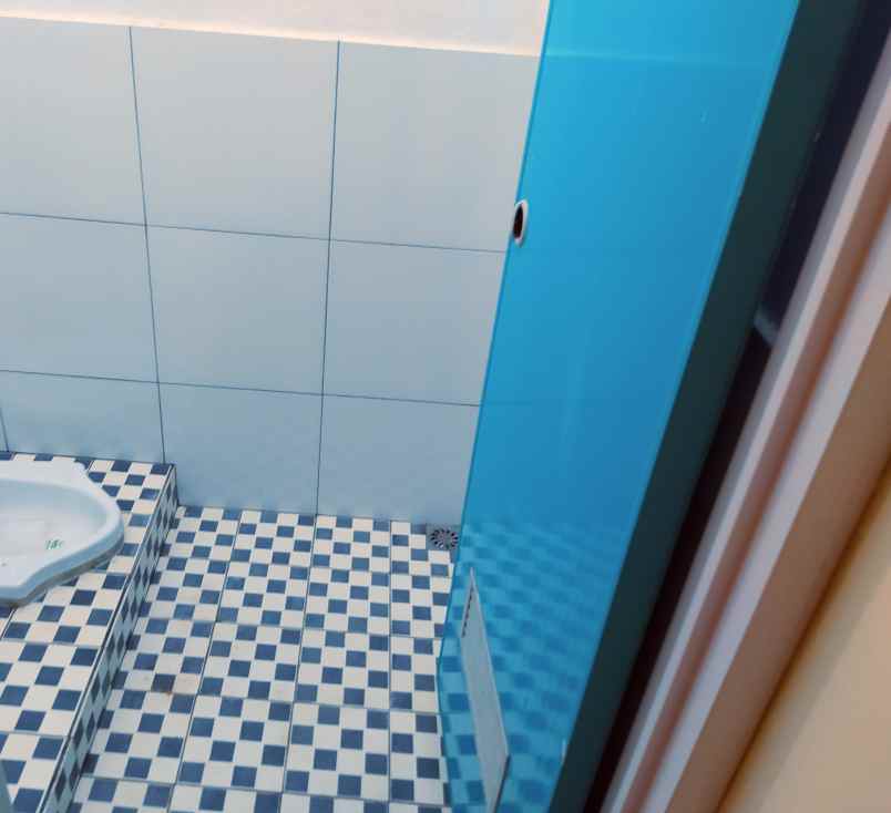 dijual terbatas 1 ruko 2 lantai strategis siap huni