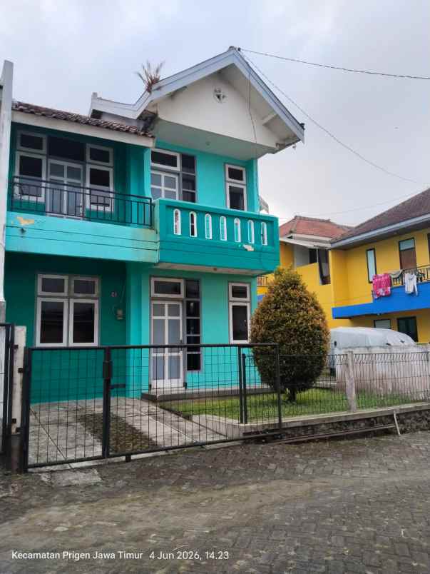 dijual villa baru di tretes prigen jawa timur