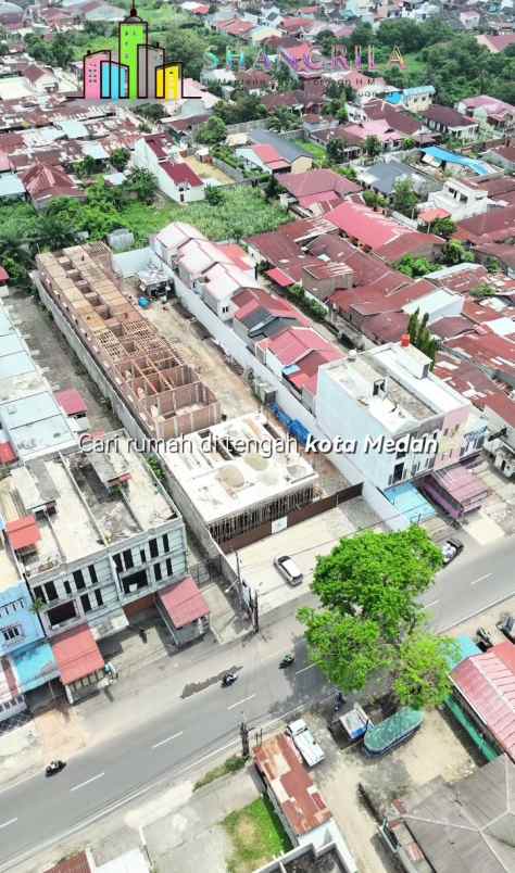 dijual villa jalan pasar merah menteng