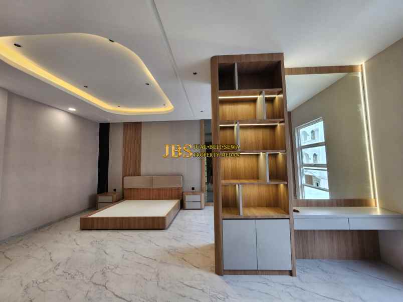 dijual villa komplek cemara asri jalan