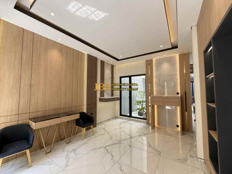 dijual villa komplek citraland gama