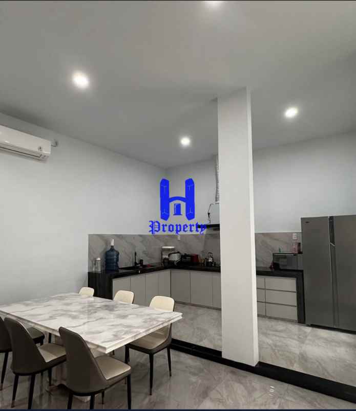 dijual villa komplek medan resort city