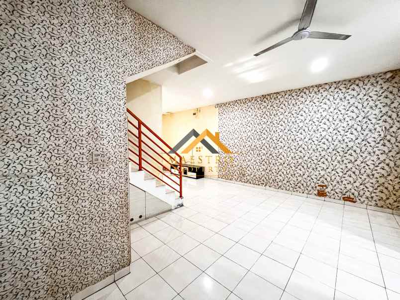 dijual villa komplek mutiara residence jalan r s haji