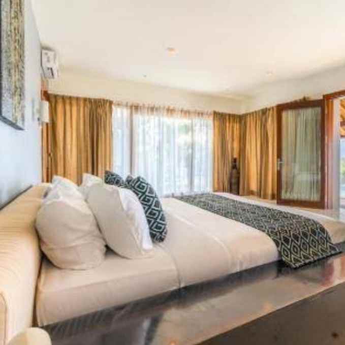 dijual villa nuansa utama