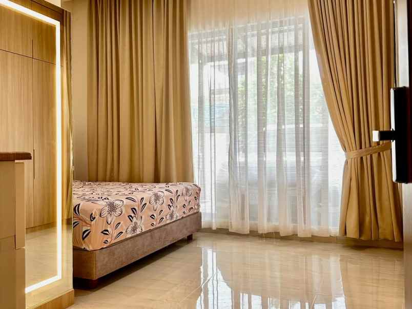 dijual villa siap huni komplek cemara asri