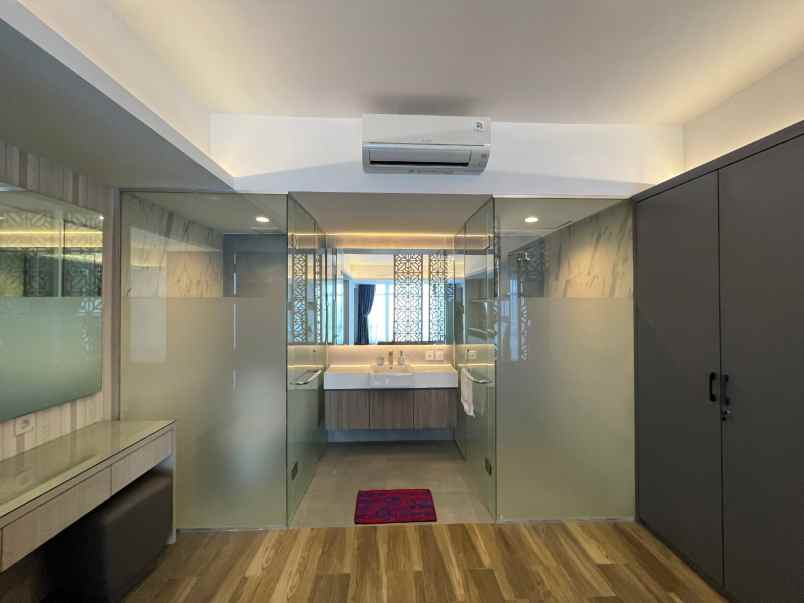 disewa manhattan condominium tower prince