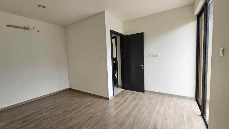 disewa rumah siaphuni di wisteria metland menteng