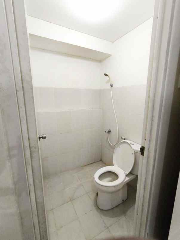 disewakan apartemen educity stanford