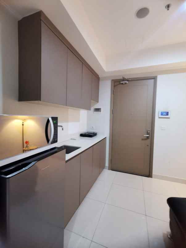 disewakan apartemen gold coast pik