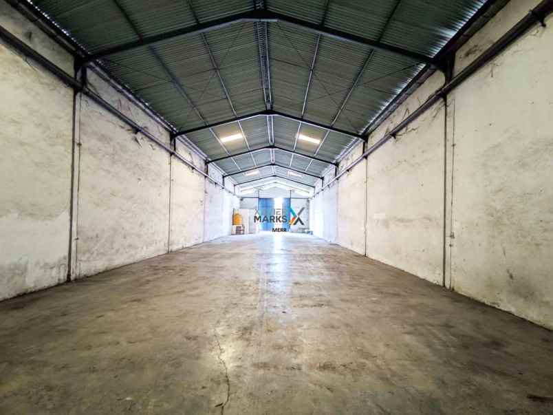 disewakan gudang margomulyo permai siap pakai