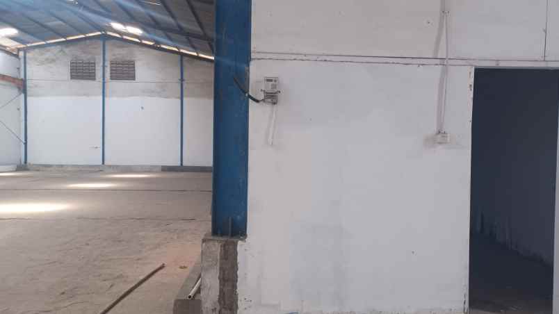 disewakan ruko gudang kantor jalan raya cakung