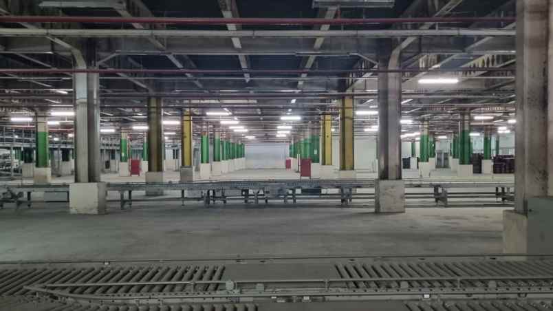 disewakan ruko gudang kantor jalan raya cikarang