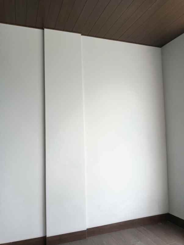 disewakan ruko gudang kantor ruko crystal commercial