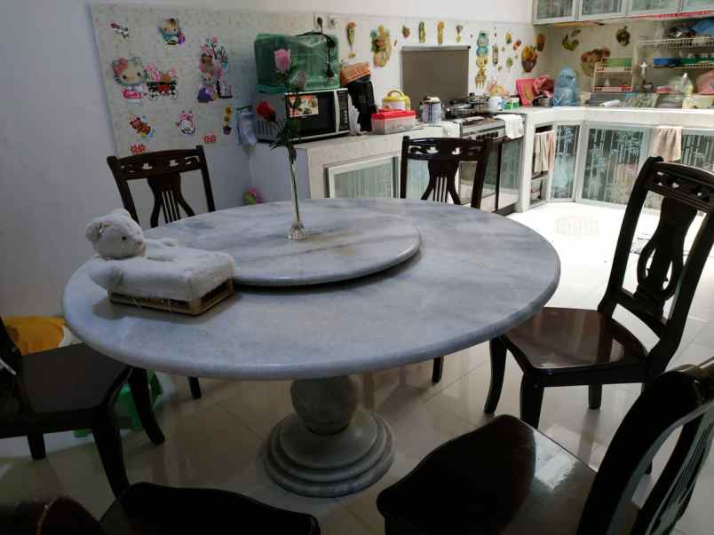 disewakan rumah bagus 2 lantai kelapa puan timur