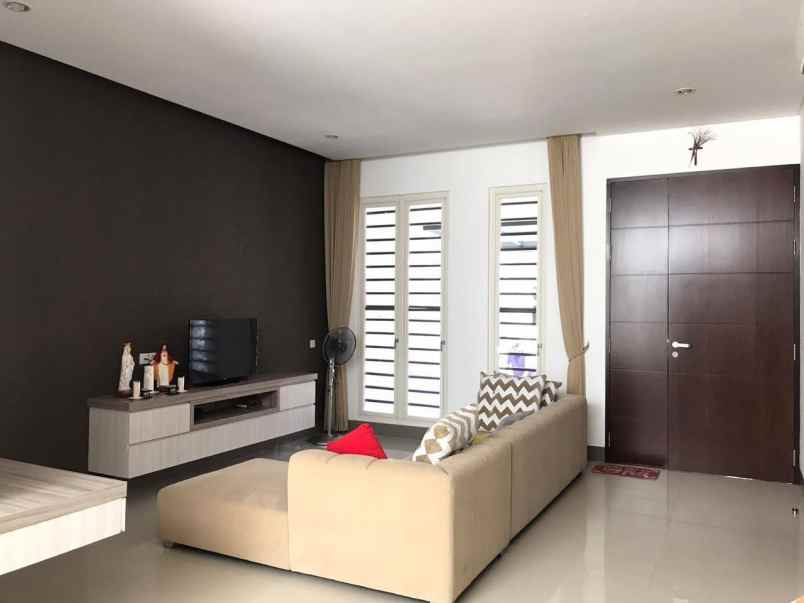 disewakan rumah bukit palma citraland