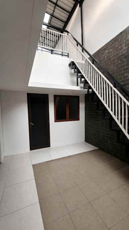 disewakan rumah cluster alamanda jgc