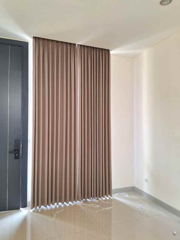 disewakan rumah cluster sentarum asya jgc