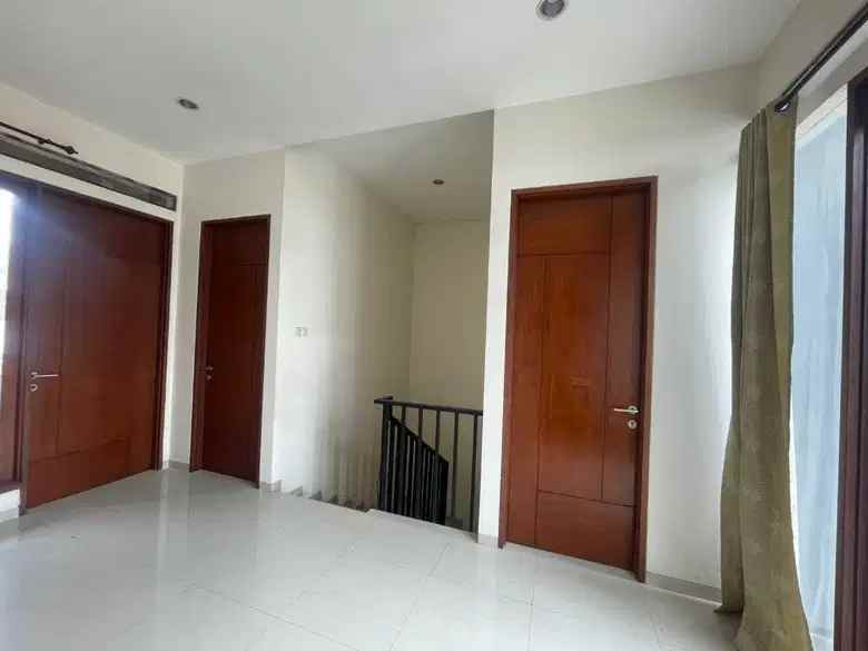 disewakan rumah discovery bintaro