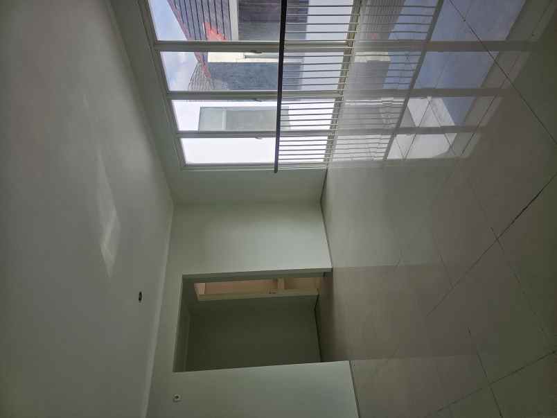 disewakan rumah jalanjalan eastwood