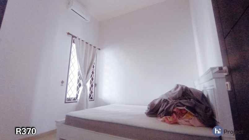 disewakan rumah jl majapahit mataram