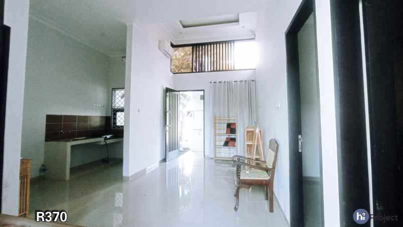 disewakan rumah jl majapahit mataram