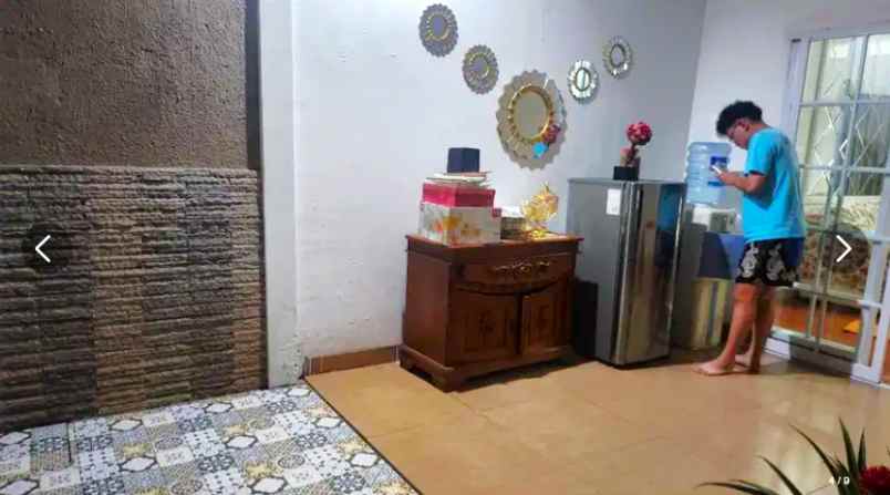 disewakan rumah kavling ui barat depok
